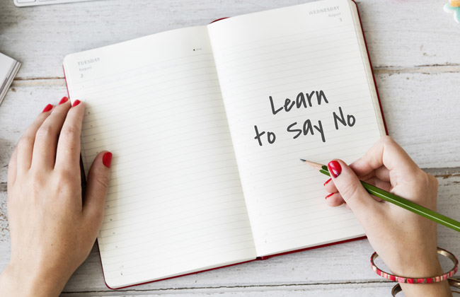How to Say "No" Graciously: 3 Steps to Make it Easier