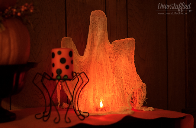 How to Make Cheesecloth Ghosts for Halloween
