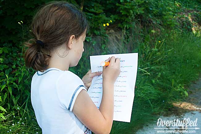 Get Your Kids Outside: Go on a Nature Scavenger Hunt