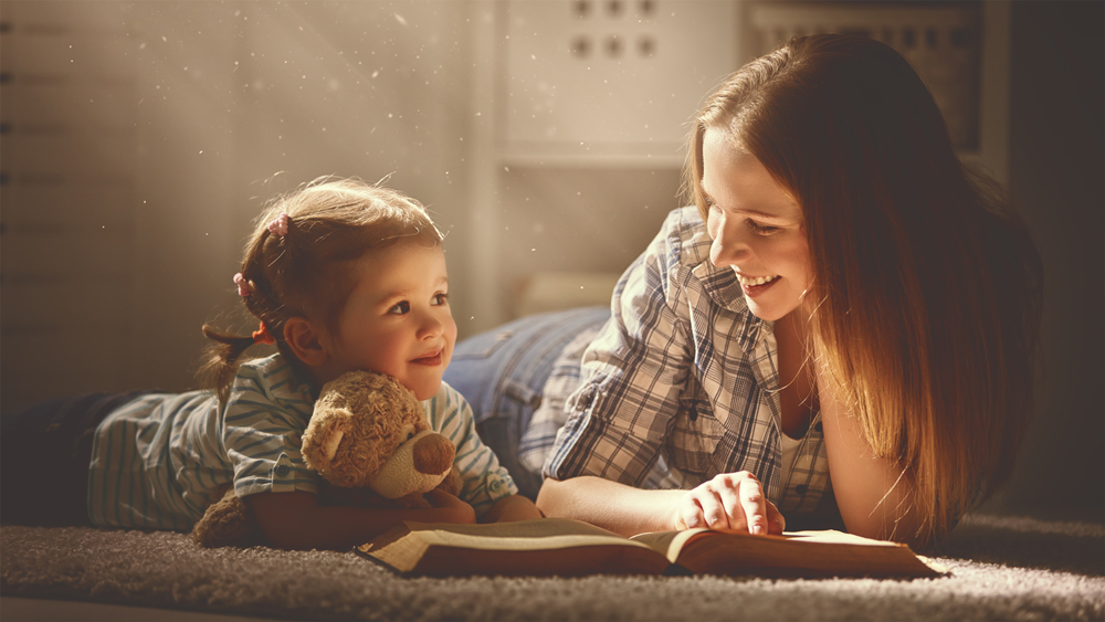 5 Reasons to Read Out Loud to Your Kids