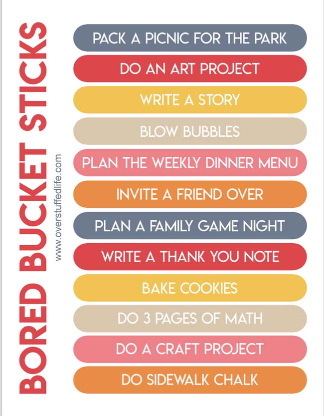 Got bored kids at home this summer? Use this free bored bucket printable to make a bucket filled with activities to keep them busy. via @lara_neves